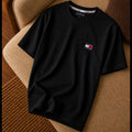 Tommy Hilfiger Minimal Logo Detaylı Siyah Tişört